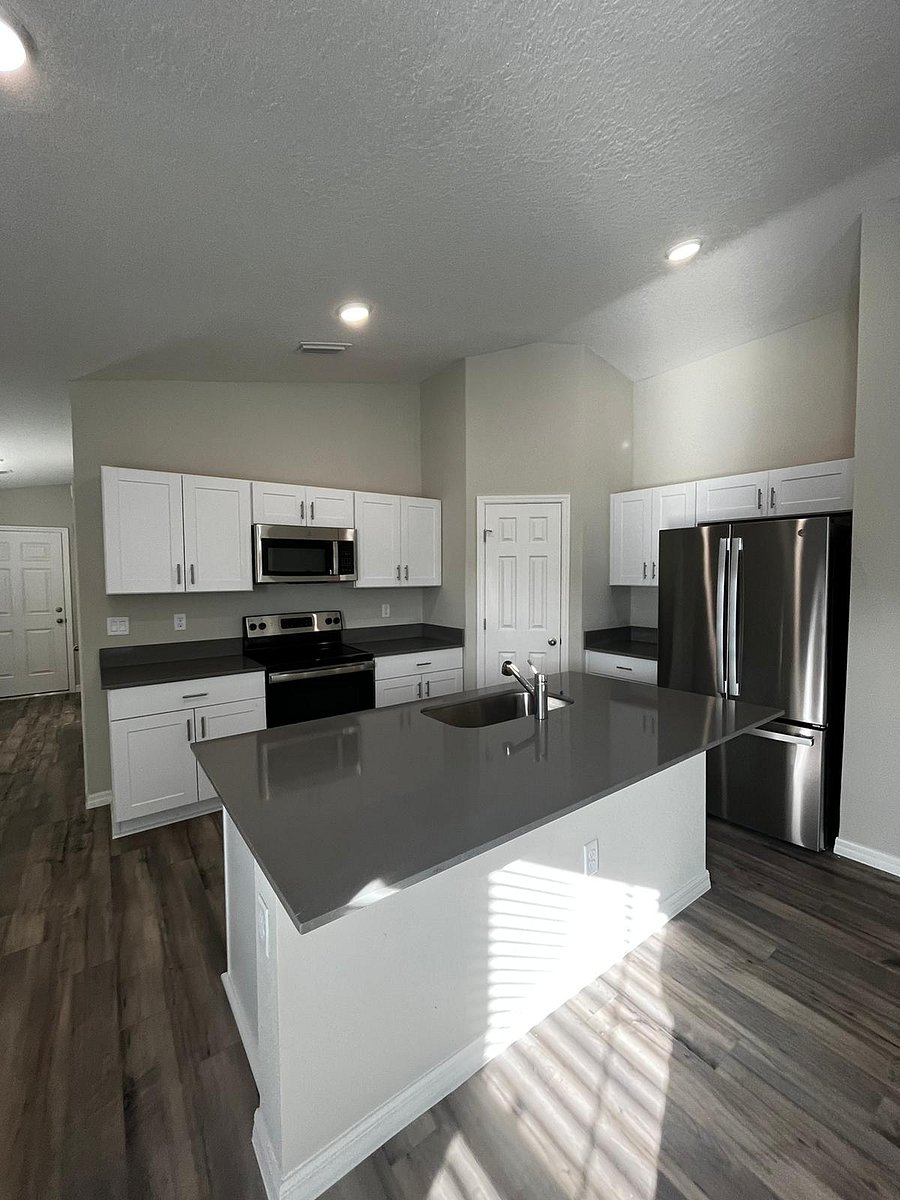 Furnished Finder property 1046413_1 photo 7