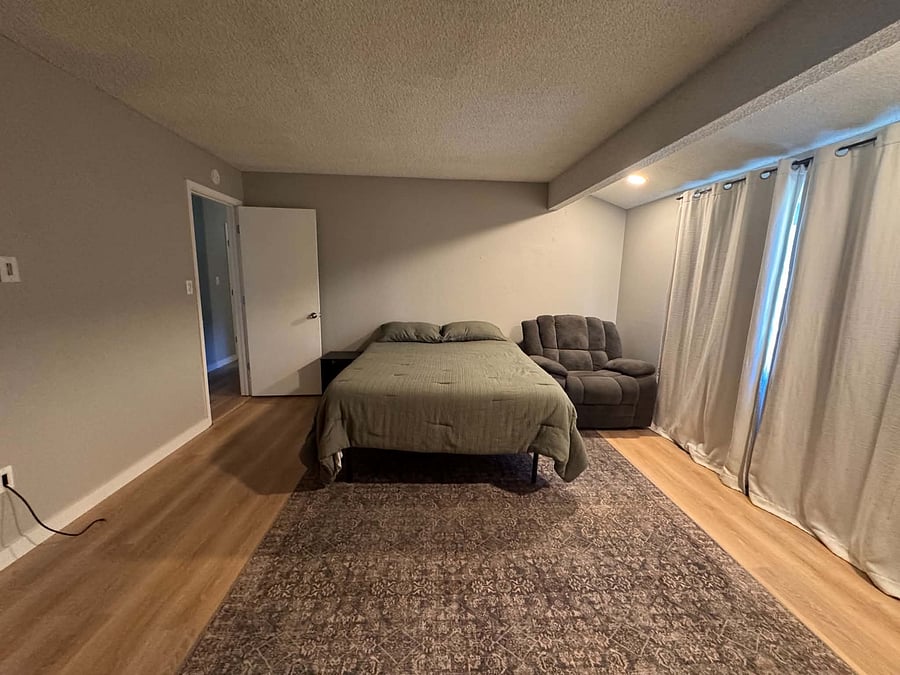 Furnished Finder property 1046415_1 photo 11