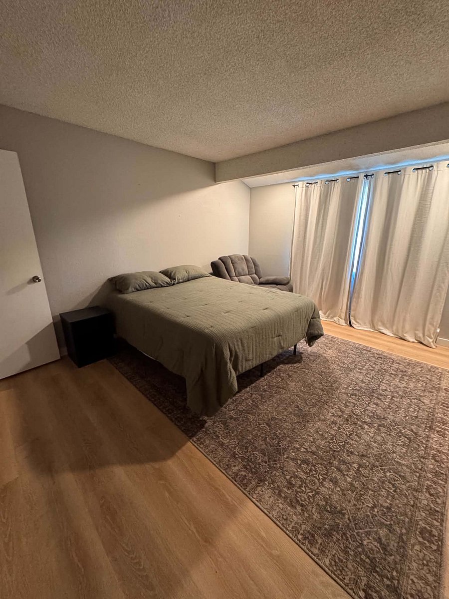 Furnished Finder property 1046415_1 photo 12