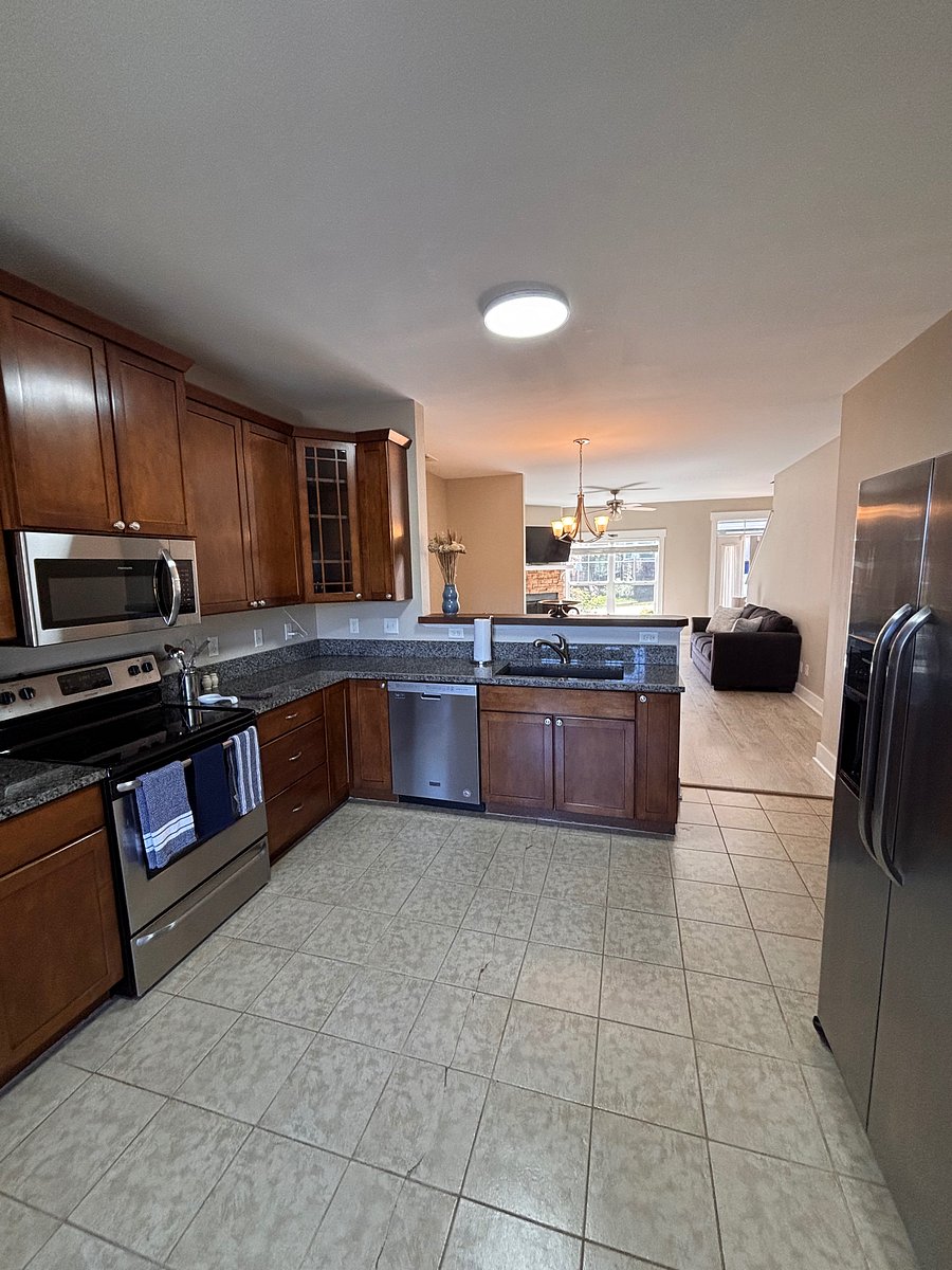 Furnished Finder property 1046416_1 photo 6