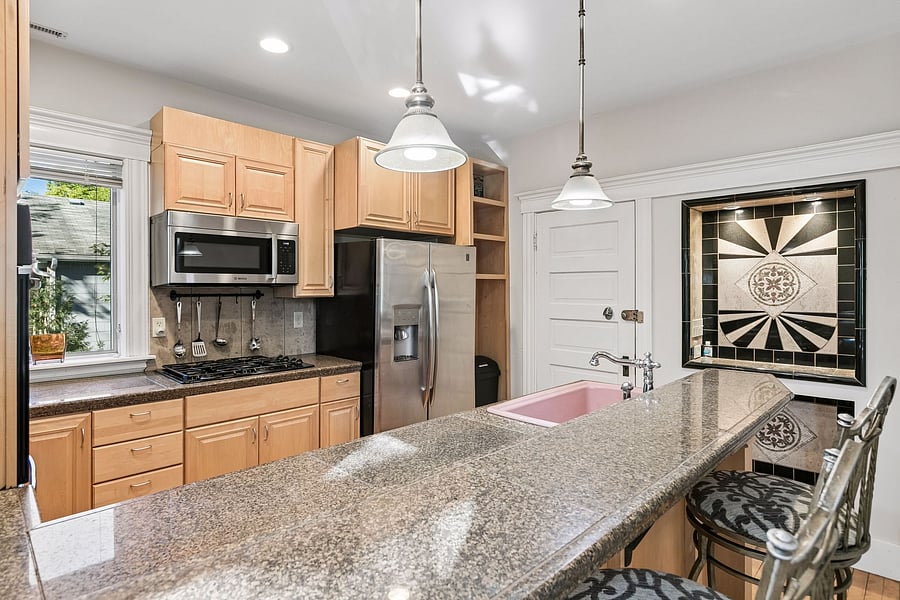 Furnished Finder property 1046428_1 photo 14