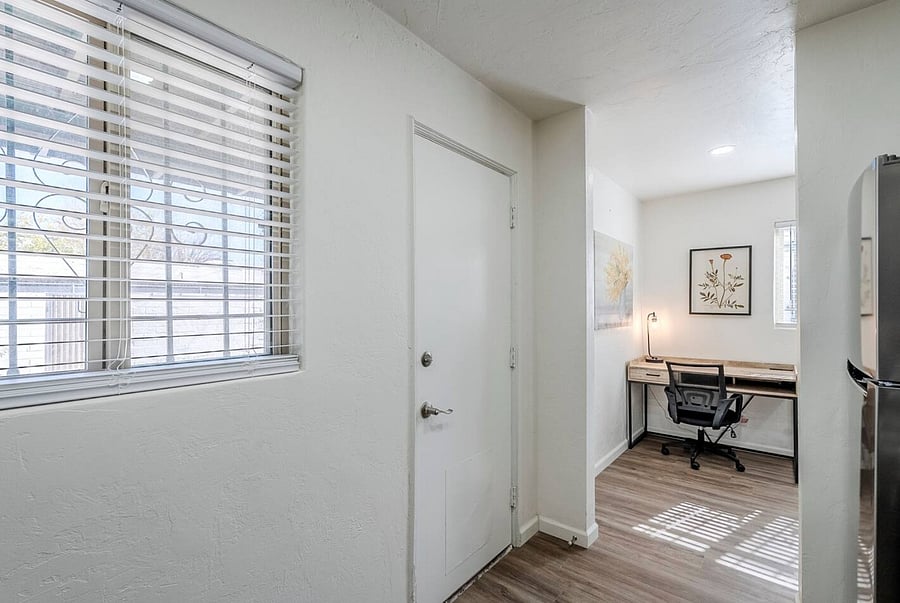 Furnished Finder property 1046442_1 photo 12