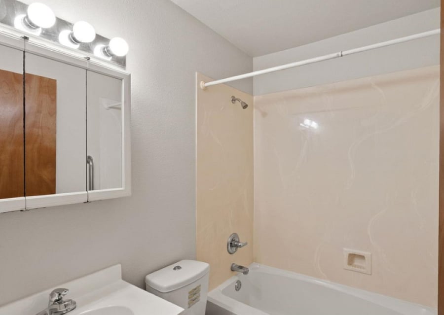 Furnished Finder property 1046497_1 photo 4