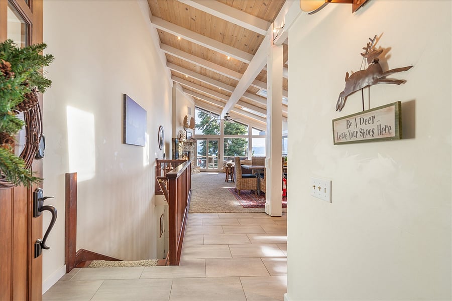 Furnished Finder property 1046508_1 photo 2