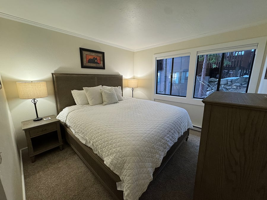 Furnished Finder property 1046508_1 photo 24