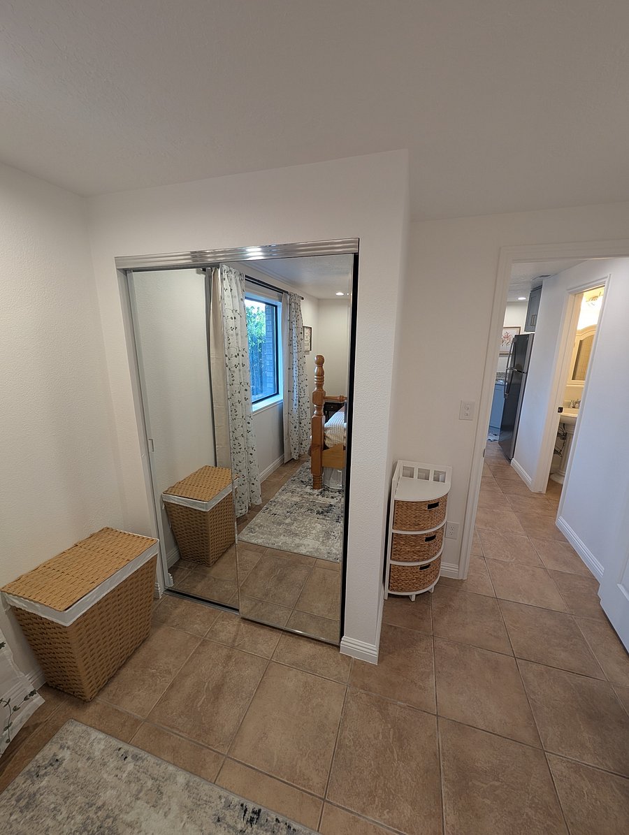 Furnished Finder property 1046511_1 photo 10