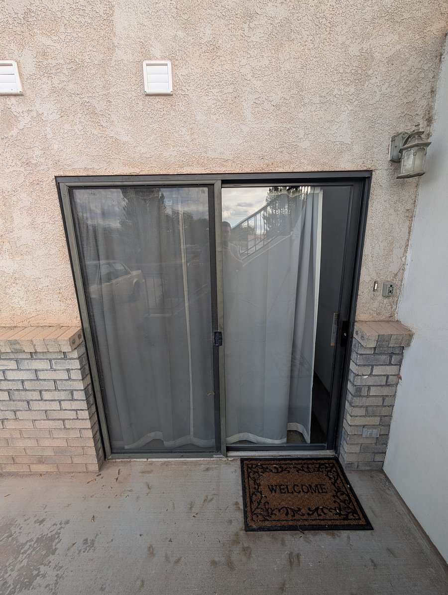 Furnished Finder property 1046511_1 photo 2