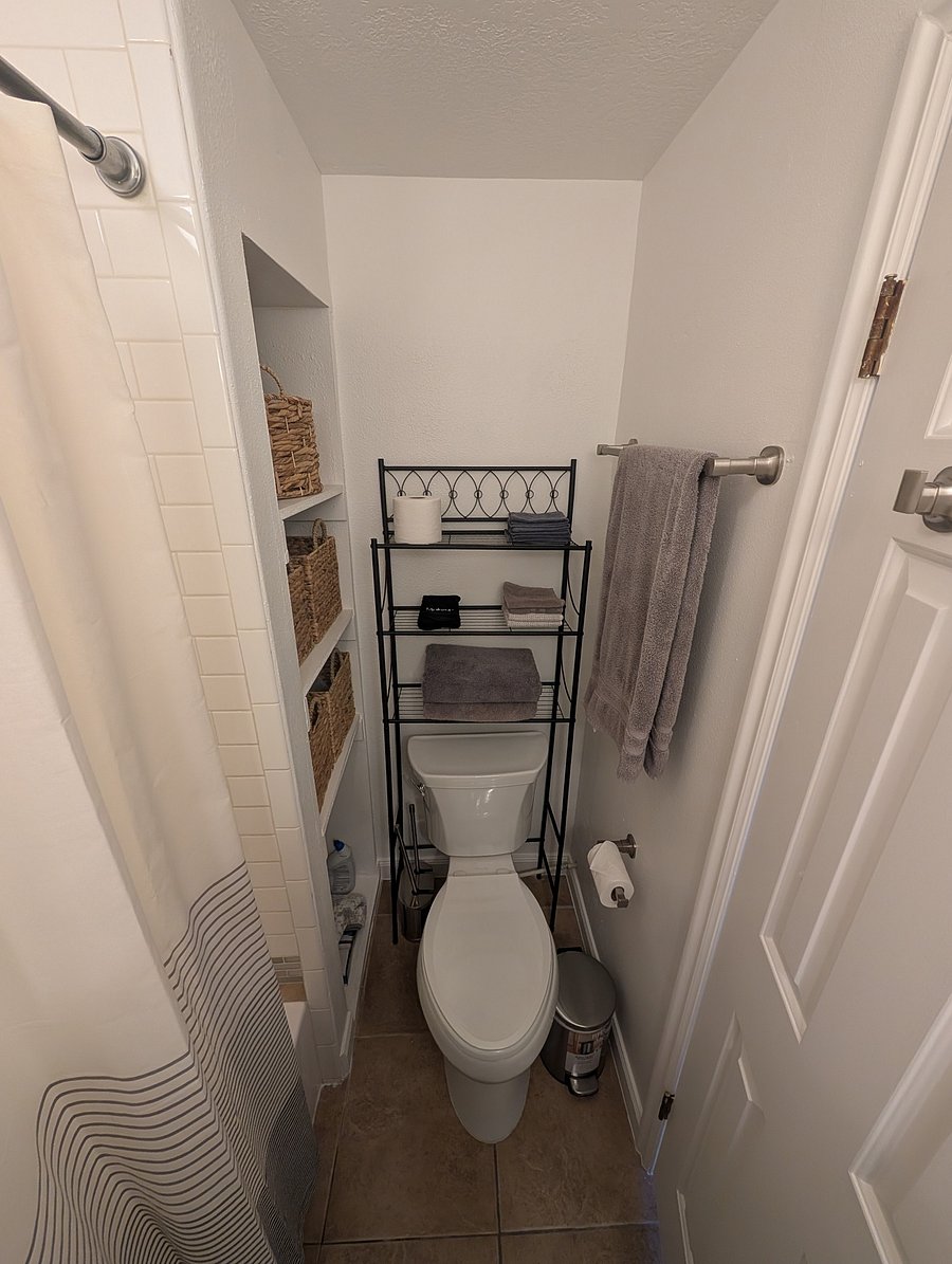 Furnished Finder property 1046511_1 photo 12