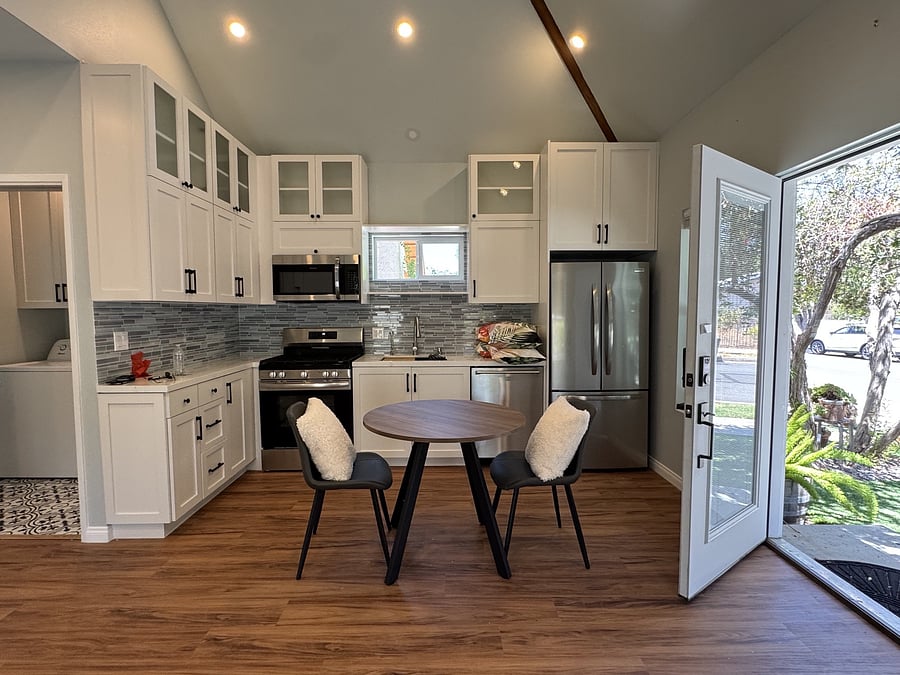 Furnished Finder property 1046525_1 photo 4