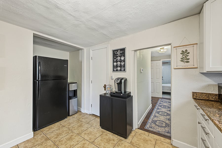 Furnished Finder property 1046526_1 photo 8