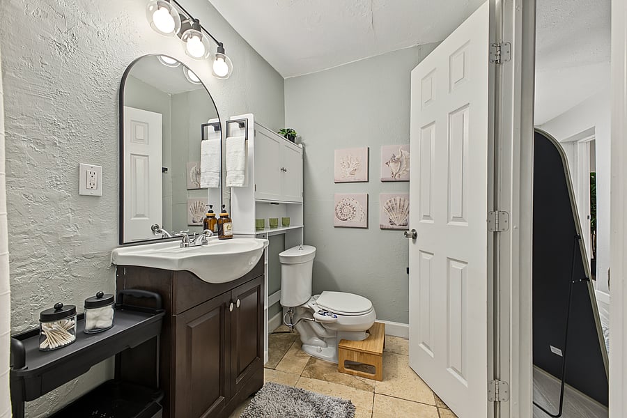Furnished Finder property 1046526_1 photo 15