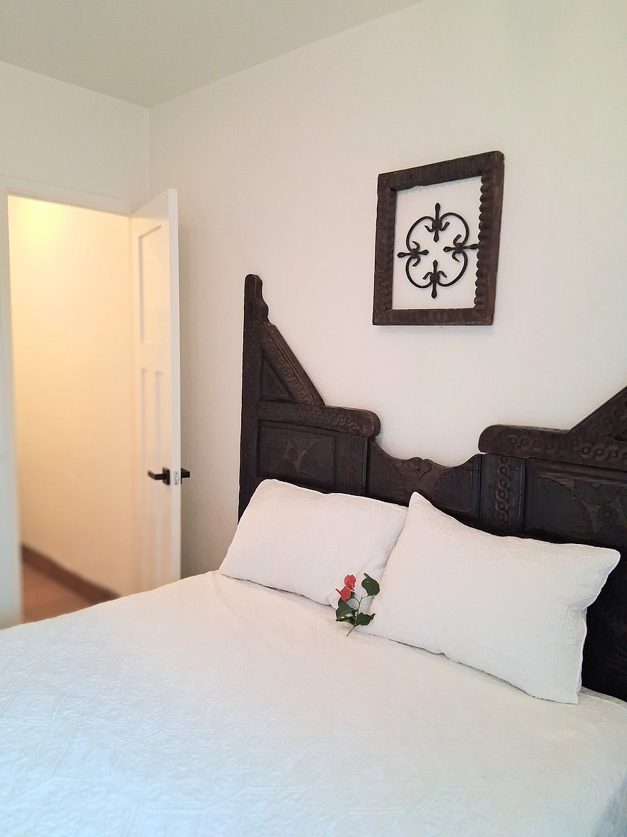Furnished Finder property 1046554_1 photo 24
