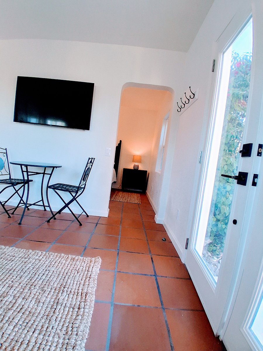 Furnished Finder property 1046554_1 photo 9