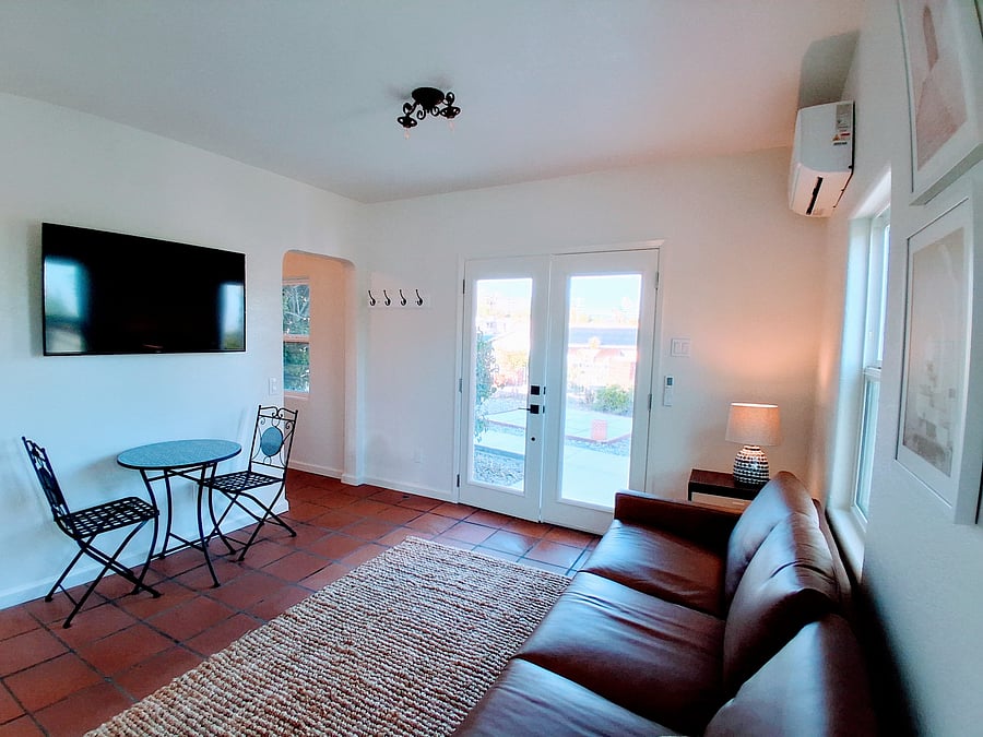 Furnished Finder property 1046554_1 photo 11