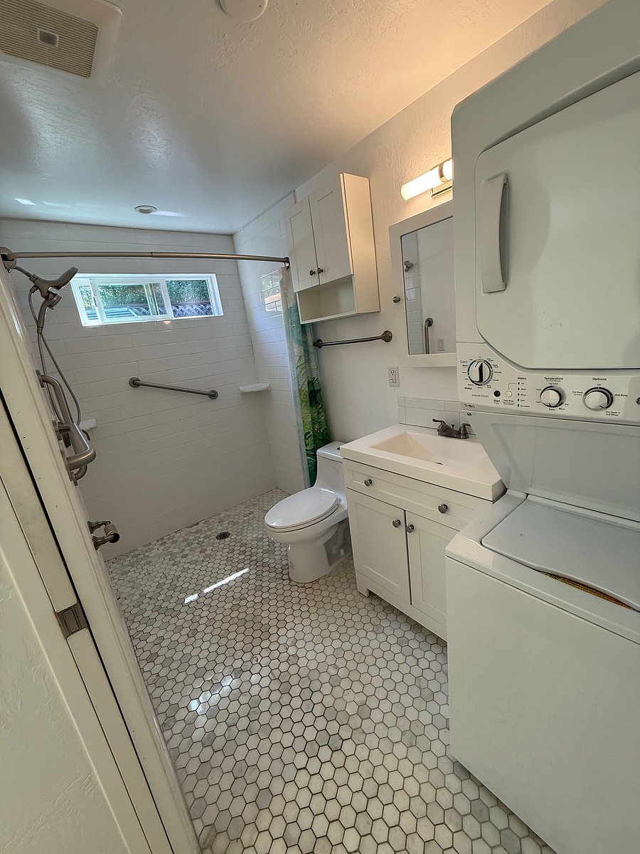 Furnished Finder property 1046556_1 photo 9