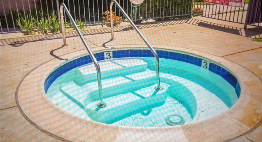 Furnished Finder property 1046592_1 photo 8