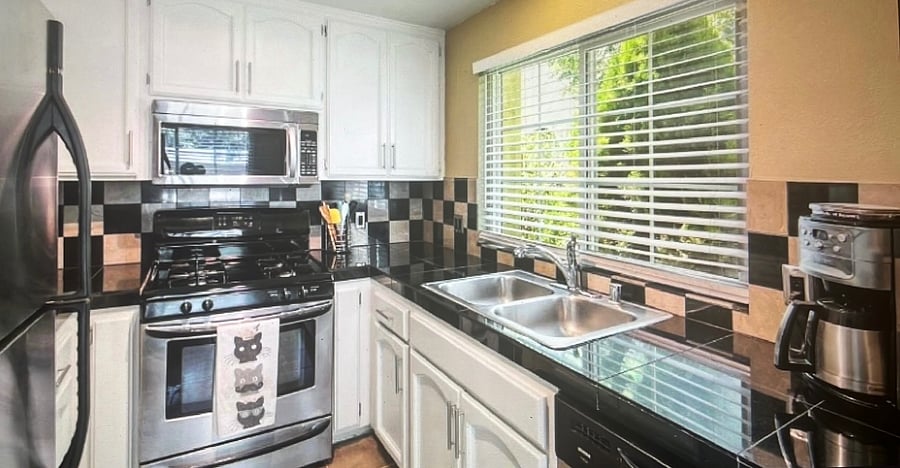 Furnished Finder property 1046592_1 photo 25