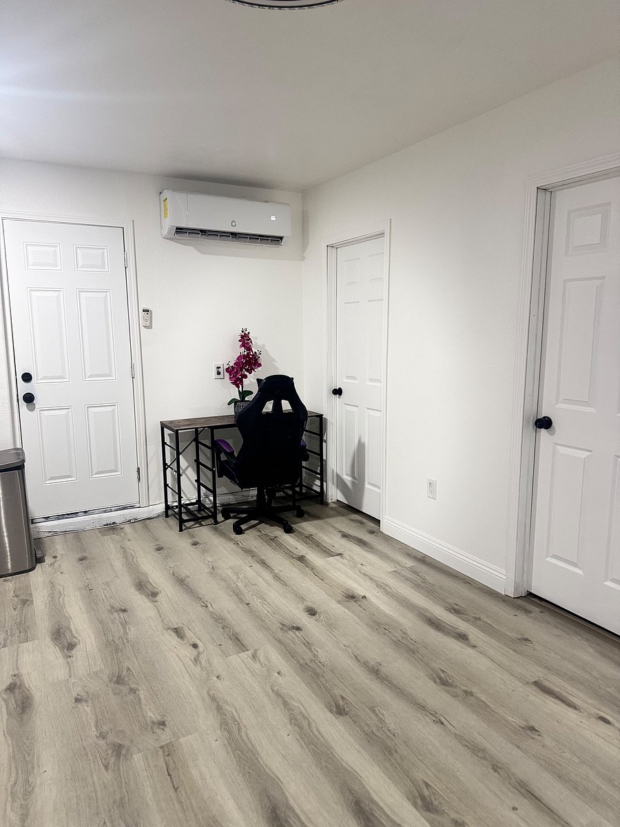 Furnished Finder property 1046605_1 photo 14