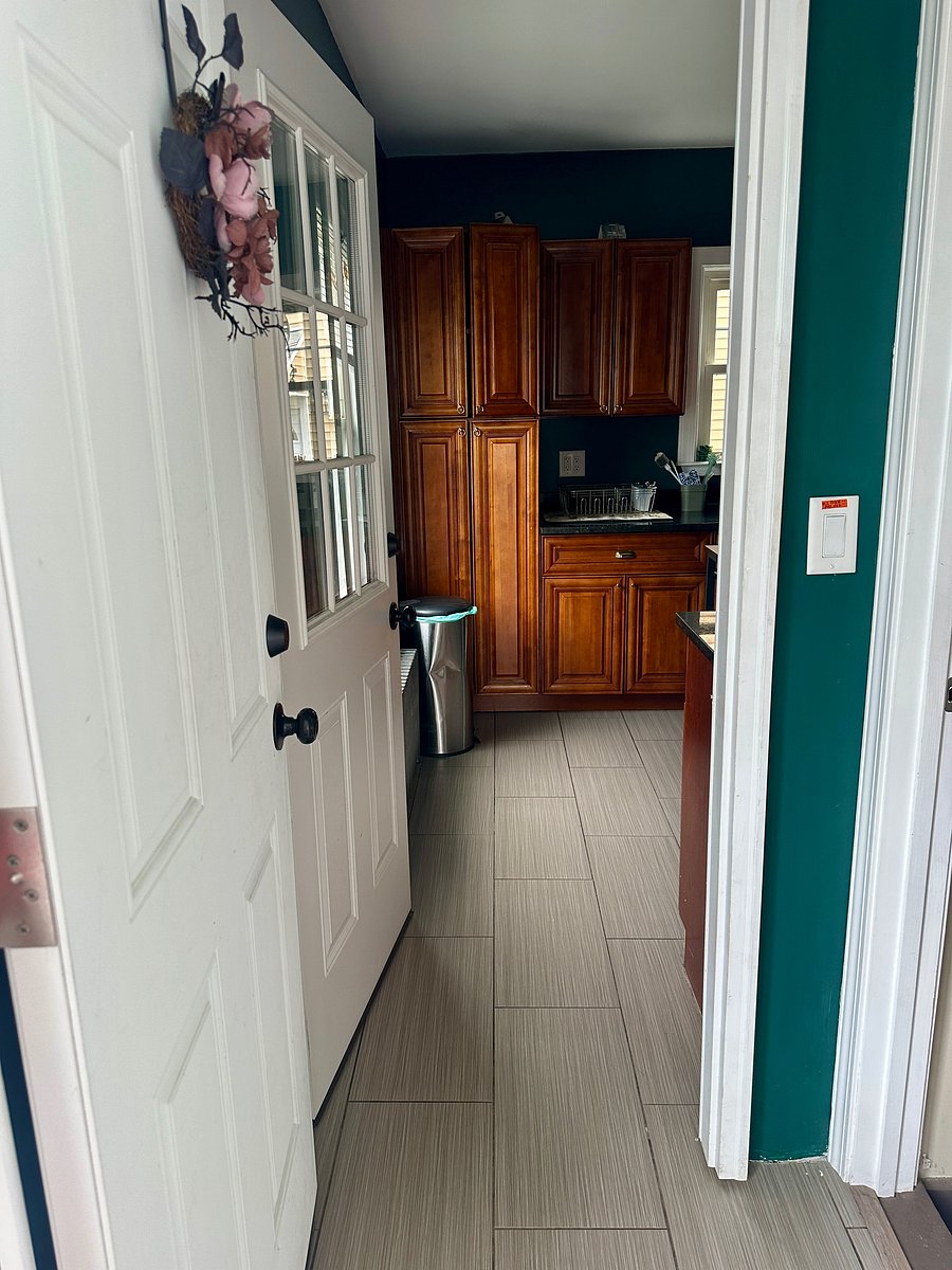 Furnished Finder property 1046614_1 photo 35
