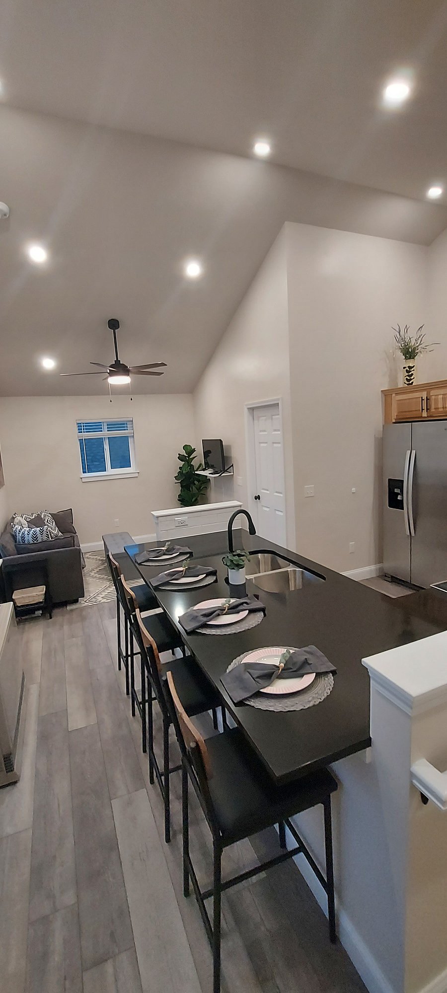 Furnished Finder property 1046615_1 photo 1