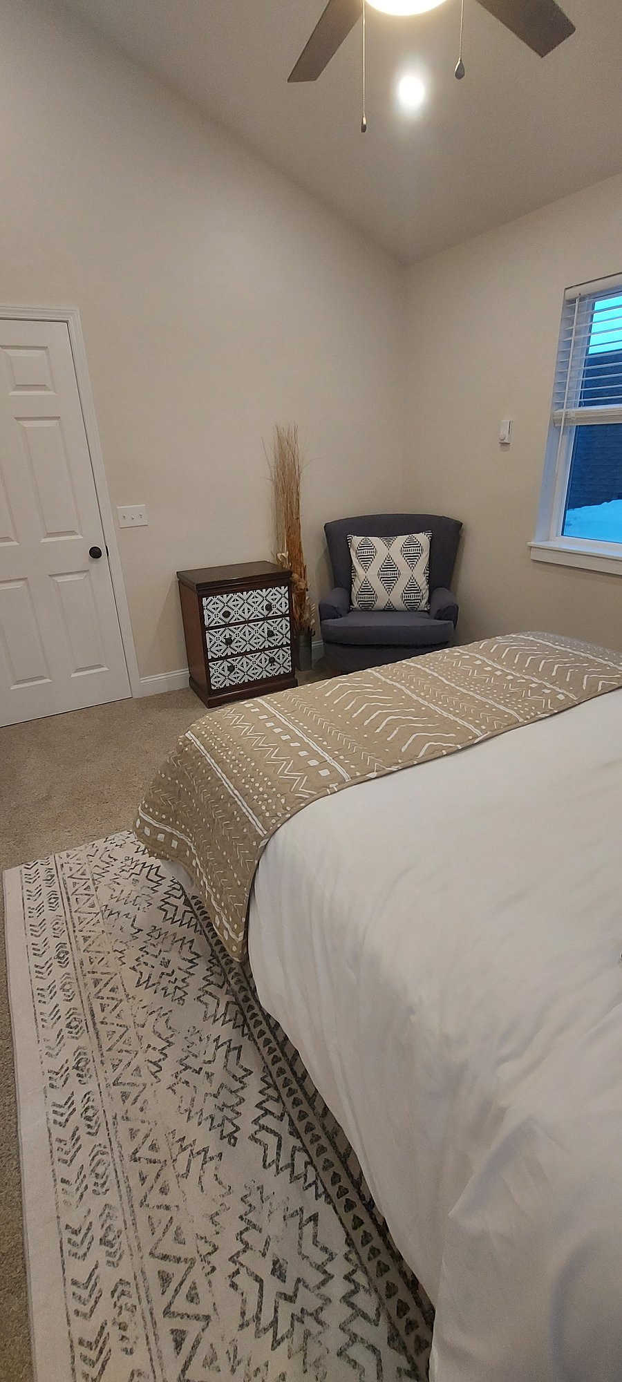 Furnished Finder property 1046615_1 photo 17
