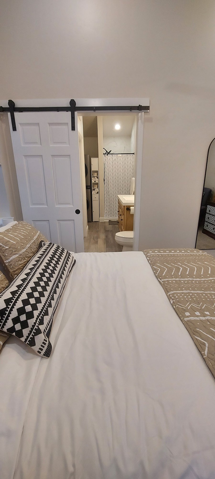 Furnished Finder property 1046615_1 photo 20