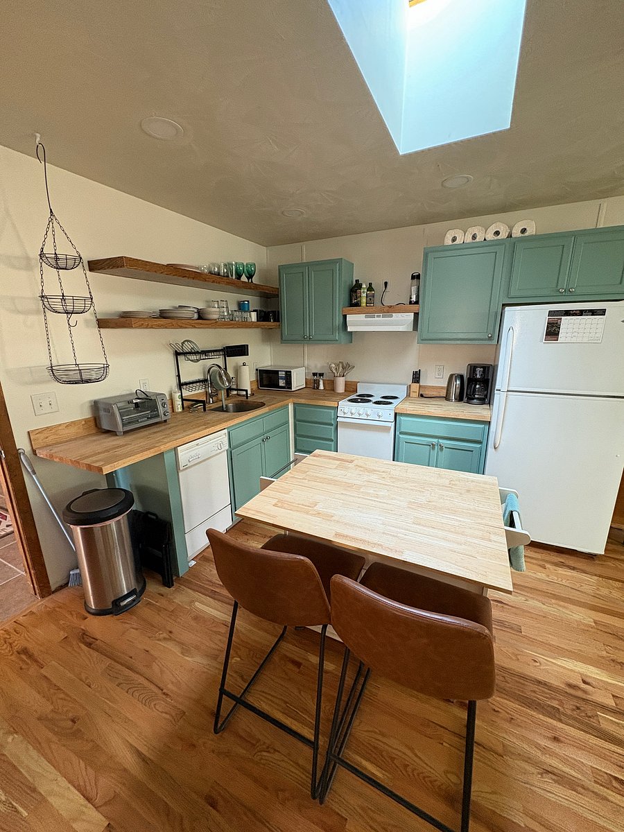 Furnished Finder property 1046631_1 photo 2