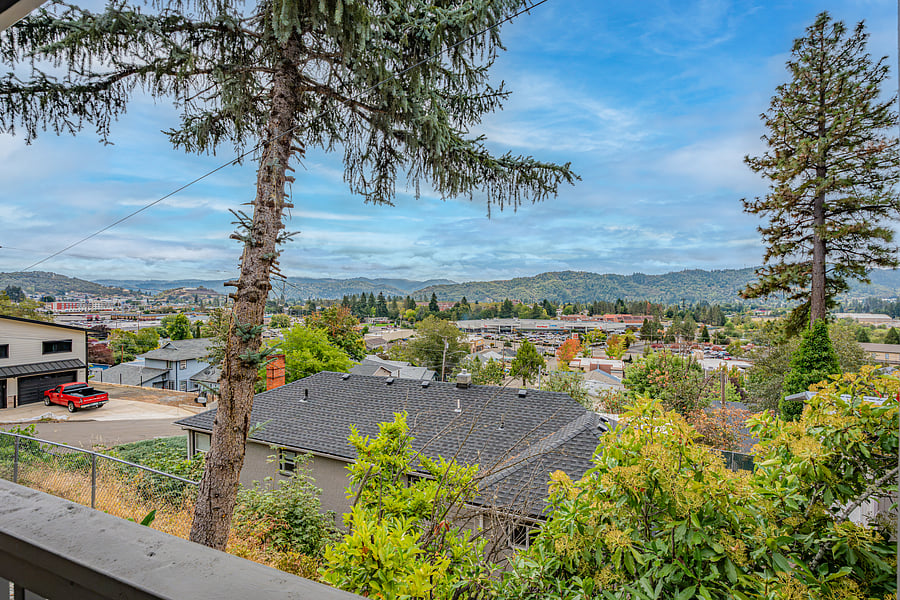 Furnished Finder property 1046635_1 photo 14
