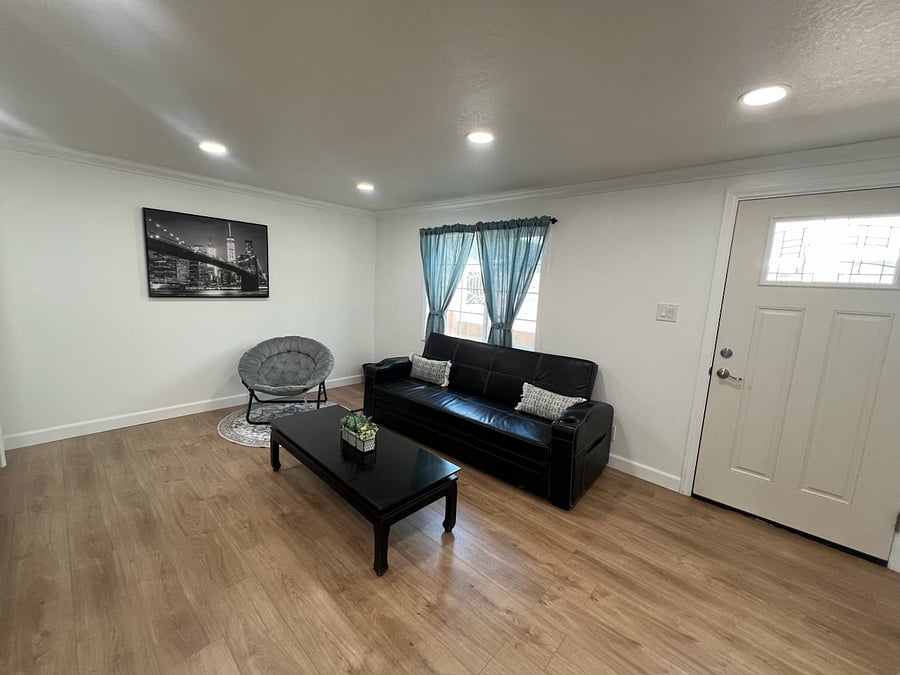Furnished Finder property 1046676_1 photo 15