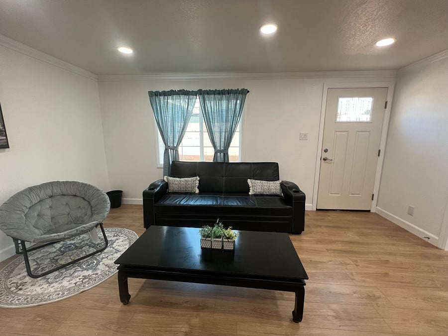 Furnished Finder property 1046676_1 photo 18
