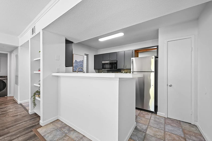 Furnished Finder property 1046685_1 photo 13
