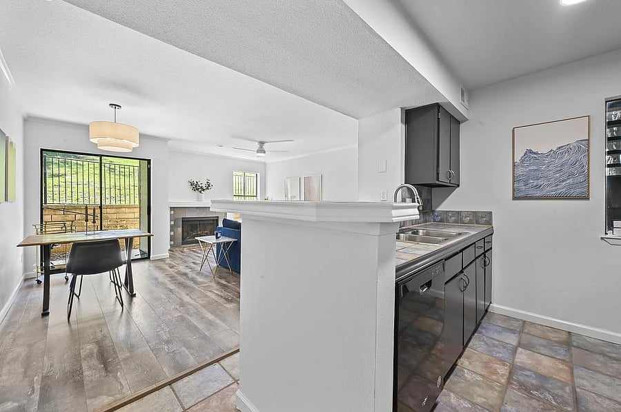 Furnished Finder property 1046685_1 photo 11