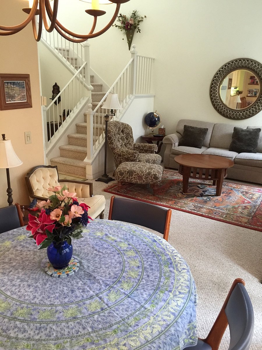 Furnished Finder property 1046700_1 photo 32