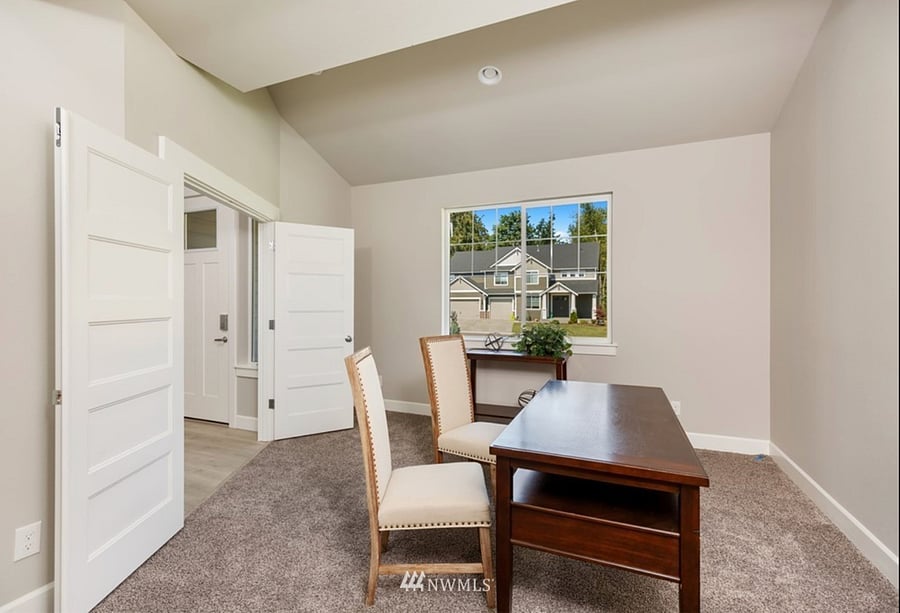 Furnished Finder property 1046718_1 photo 12