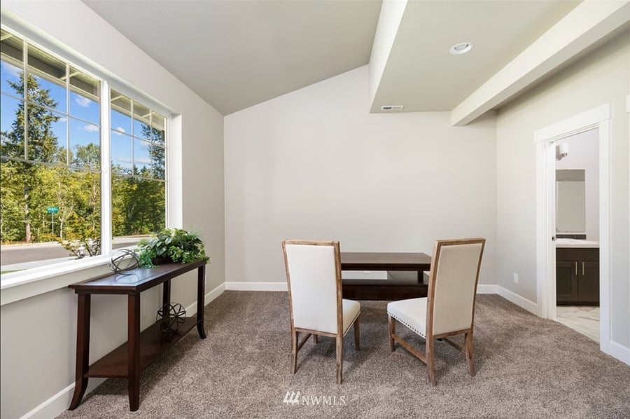 Furnished Finder property 1046718_1 photo 13