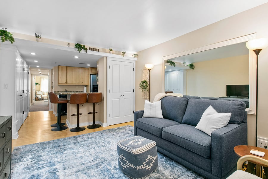 Furnished Finder property 1046732_1 photo 3