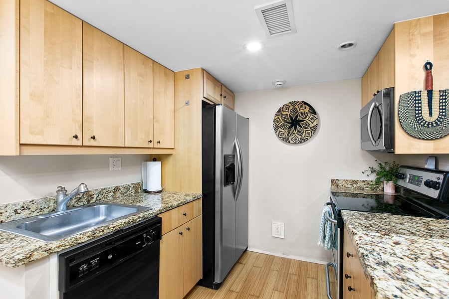 Furnished Finder property 1046732_1 photo 11
