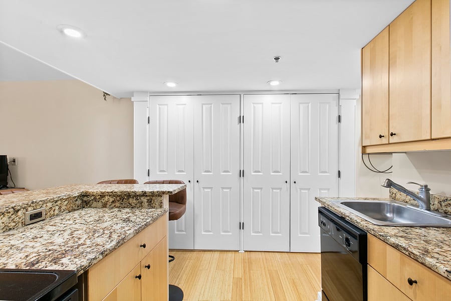 Furnished Finder property 1046732_1 photo 12