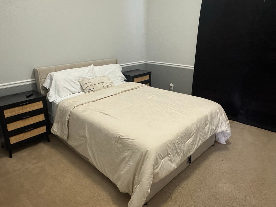 Furnished Finder property 1046754_1 photo 2