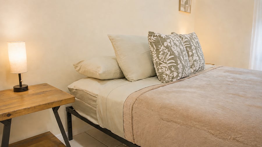Furnished Finder property 1046758_1 photo 15