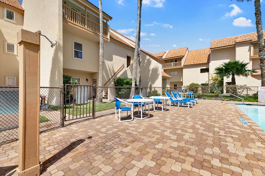 Furnished Finder property 1046761_1 photo 36