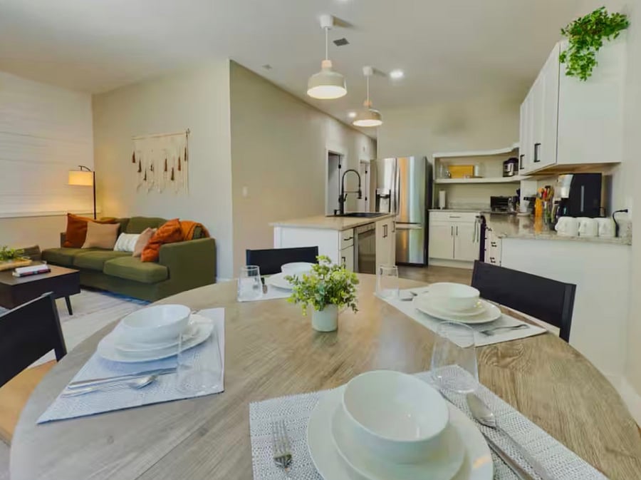 Furnished Finder property 1046766_1 photo 9