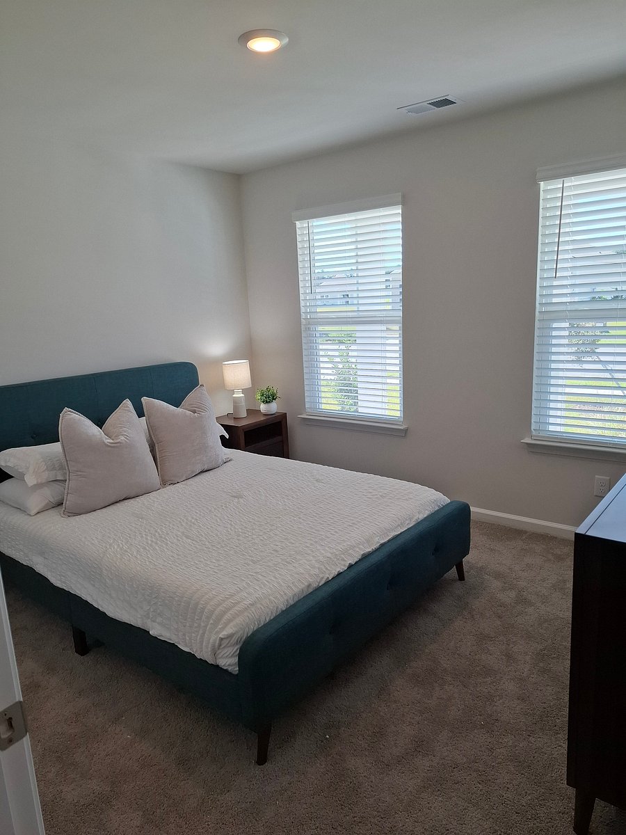 Furnished Finder property 1046784_1 photo 12