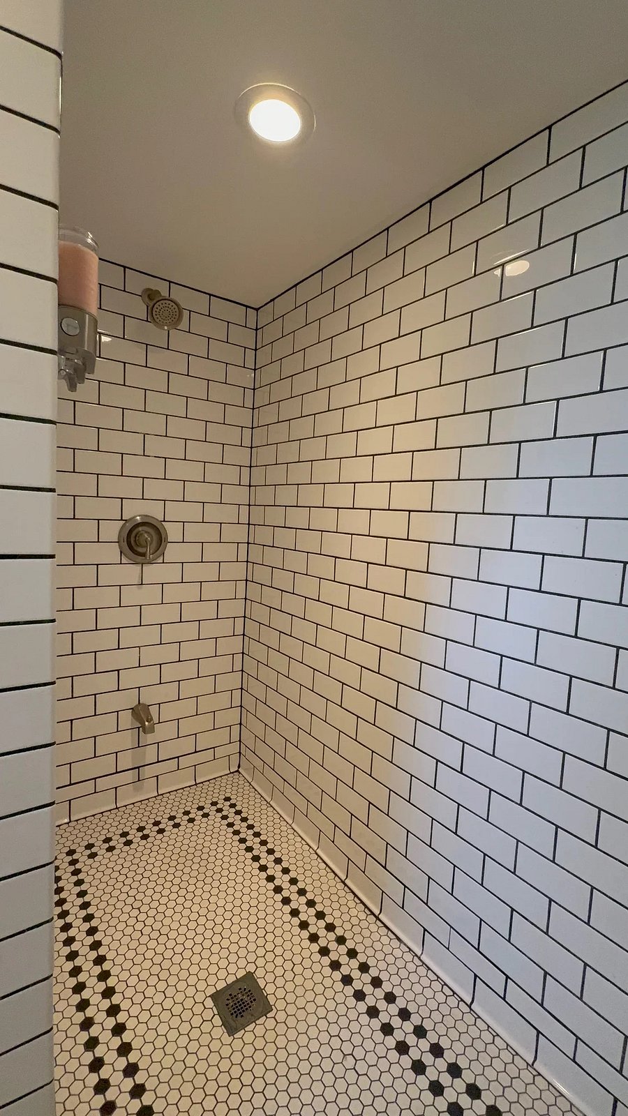 Furnished Finder property 1046801_2 photo 6