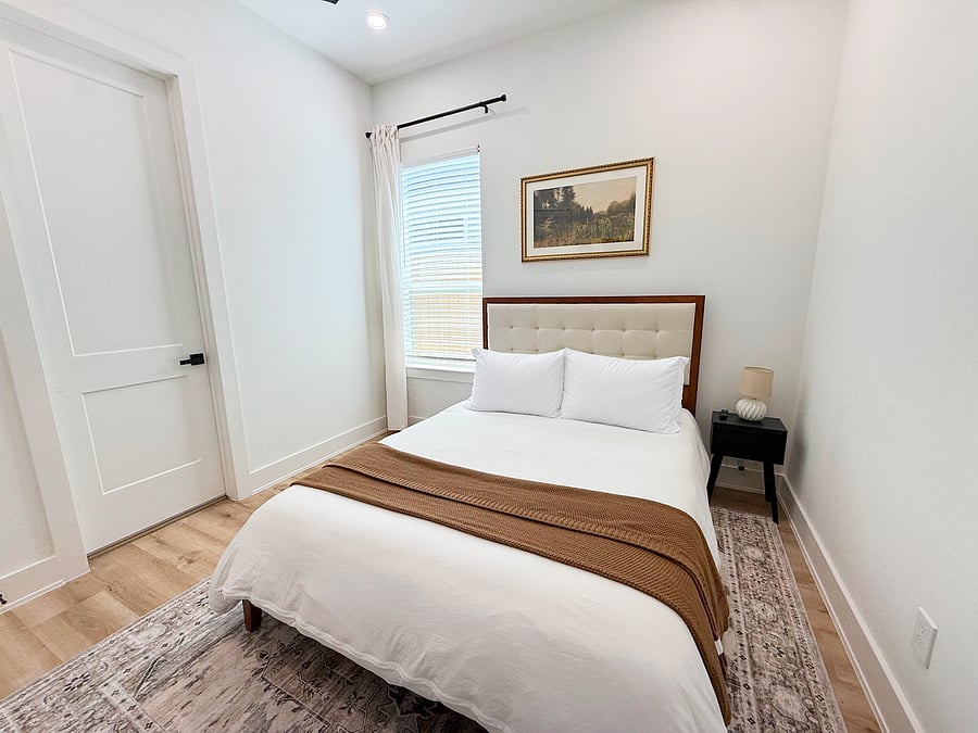 Furnished Finder property 1046804_1 photo 15
