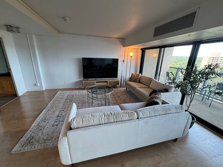 Furnished Finder property 1046807_1 photo 3
