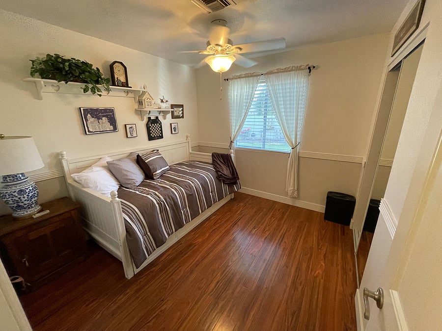 Furnished Finder property 1046819_1 photo 22