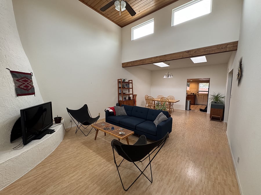 Furnished Finder property 1046845_1 photo 13