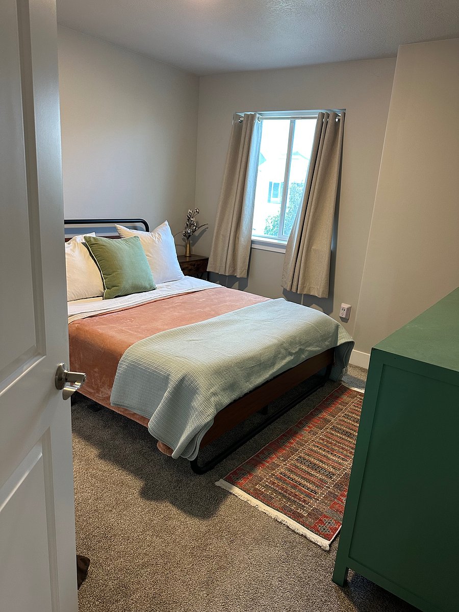 Furnished Finder property 1046849_1 photo 11