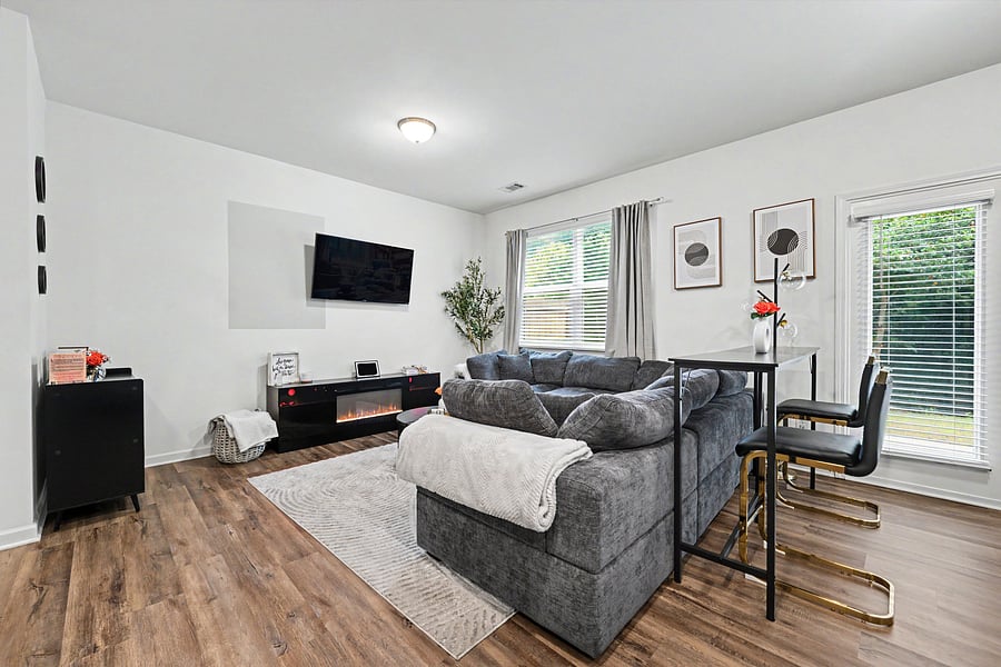 Furnished Finder property 1046850_1 photo 8